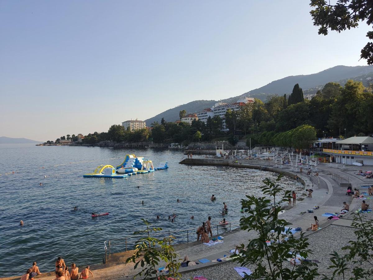Villa Family House Opatija Exterior foto